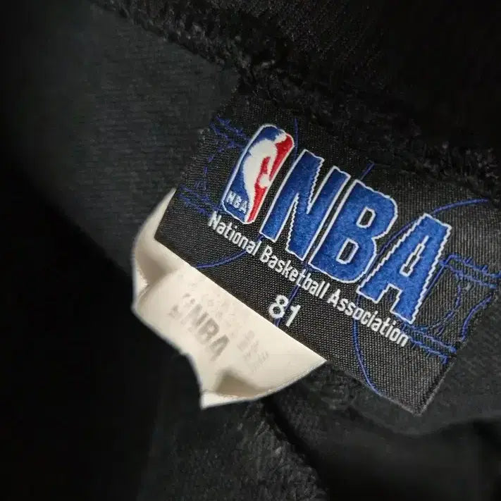 [SOLD OUT] NBA 블랙 트레이닝 바지81
