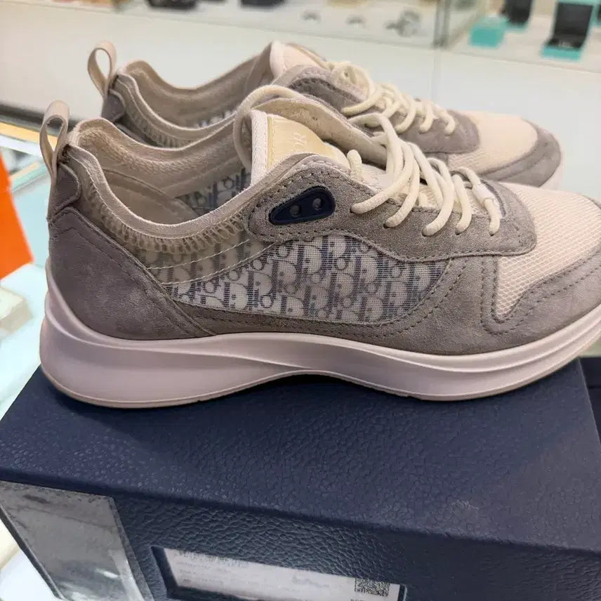 [BUNJANG] Dior Oblique B25 Sneakers Gray (Size 40) / 정품 디올 오블리크 b25 스니커즈 그레이 40 사이즈