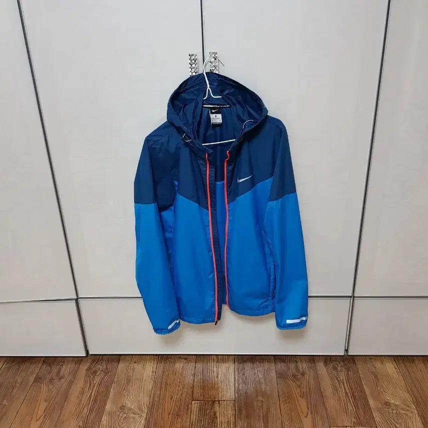 [SOLD OUT] 나이키 바람막이 남95  거의새것  1회착용