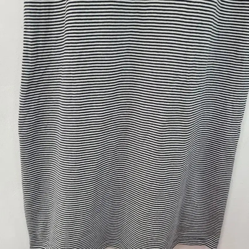 [SOLD OUT] 새상품) 유니클로 스트라이프 롱 원피스 브라캡
