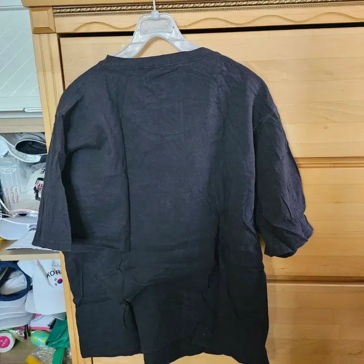 [BUNJANG] Margaret Black Printed T-shirt / 마가렛 티셔츠 블랙 프린팅 반팔티