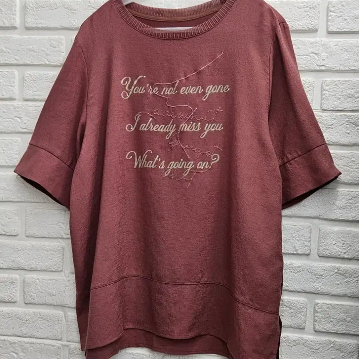 [BUNJANG] O.A.RO Lettering Embroidered Short-Sleeve T-shirt / A4298  레터링 자수 반팔 티셔츠 (O.A.RO)