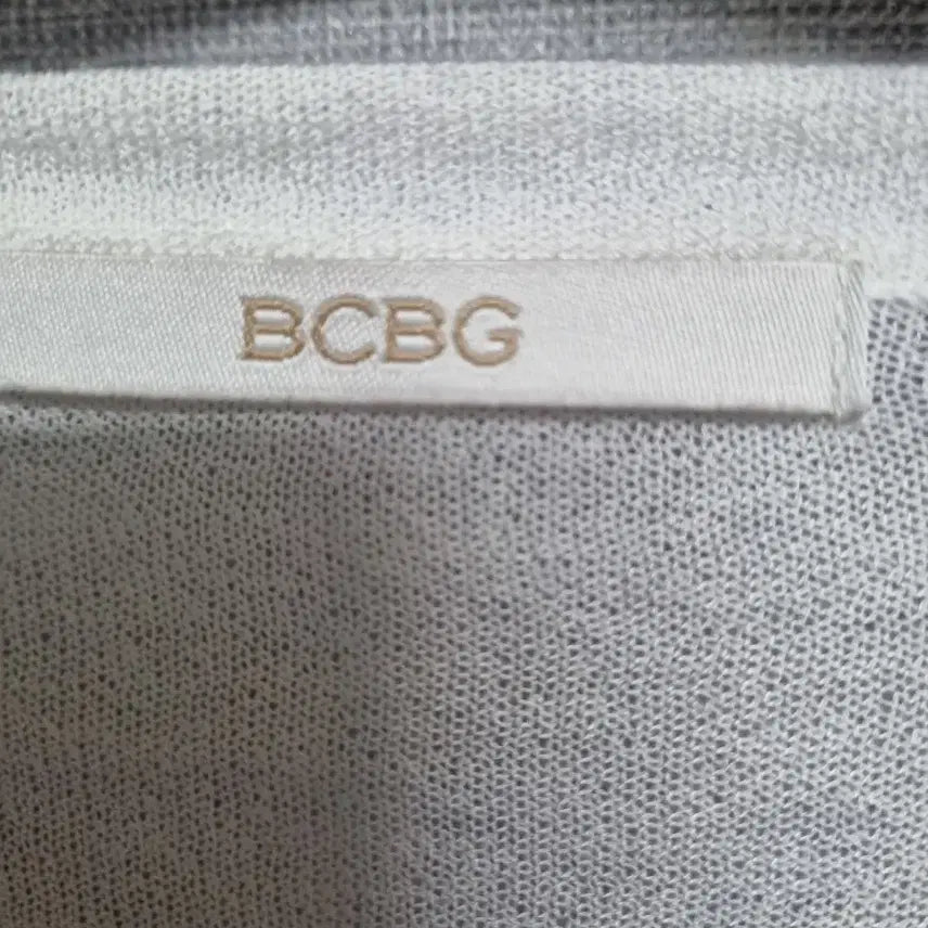 [SOLD OUT] BCBG 화이트 가디건 얇은 여름 니트  새것수준컨디션
