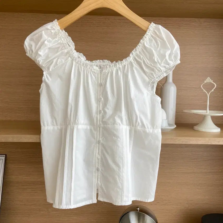 [BUNJANG] Wellrow Off-Shoulder Shirred Short Sleeve Blouse / 웰로우 오프숄더 셔링 반팔 블라우스