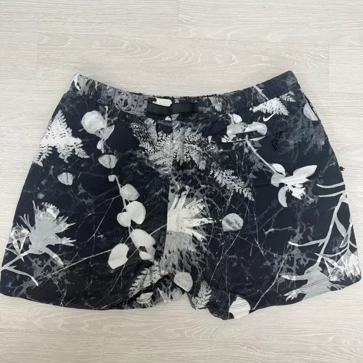 [BUNJANG] Nike ACG Shorts (US L) / [US사이즈 L] 나이키 ACG 쇼츠