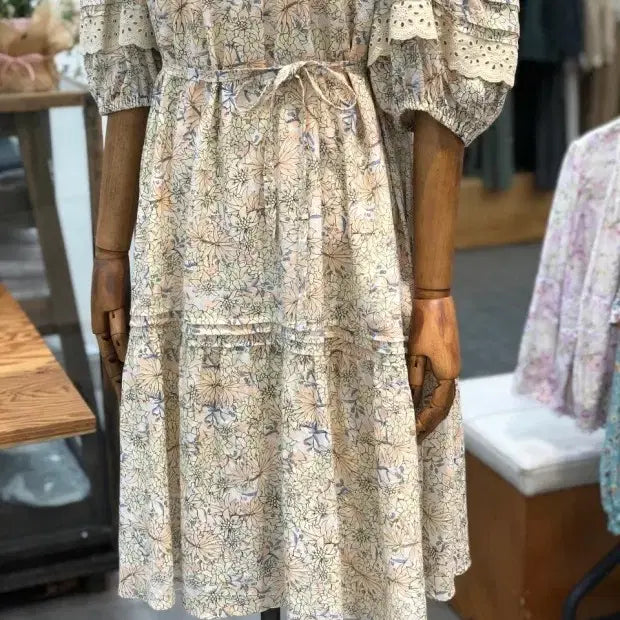 [SOLD OUT] 써스데이아일랜드 원피스