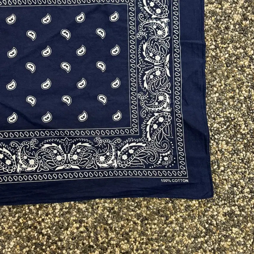 [SOLD OUT] 빈티지 페이즐리 반다나