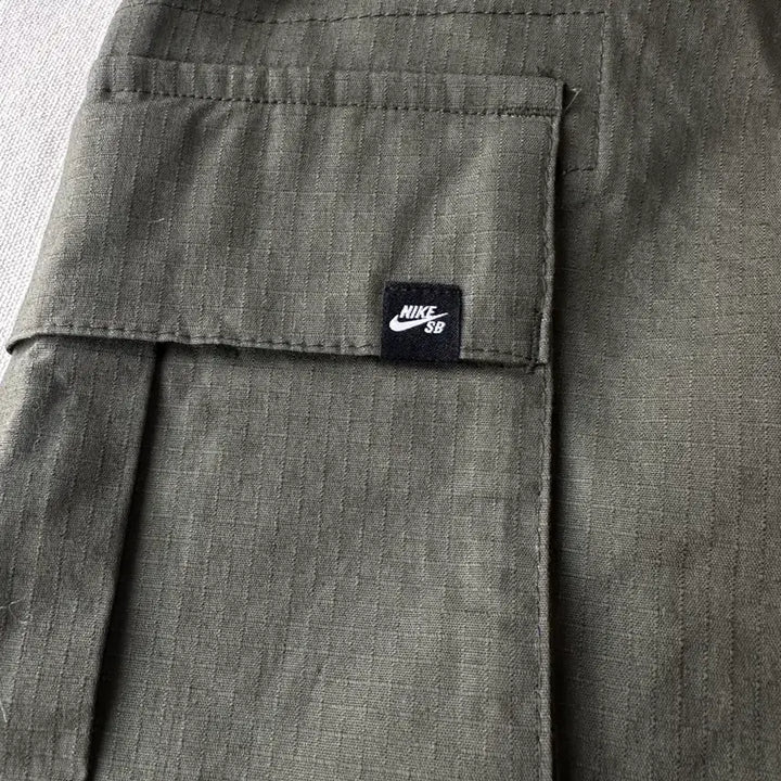 [SOLD OUT] 나이키SB 립스탑 카고 팬츠 32