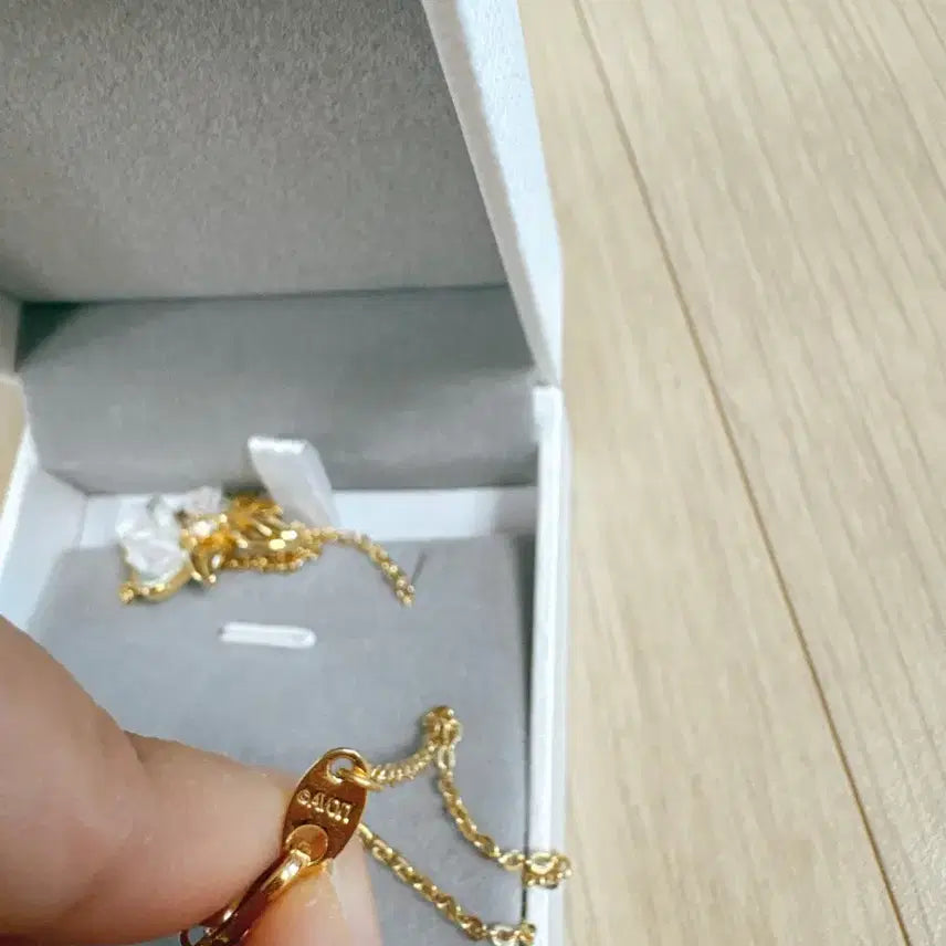 [SOLD OUT] 빈티지 에이본 목걸이 미사용