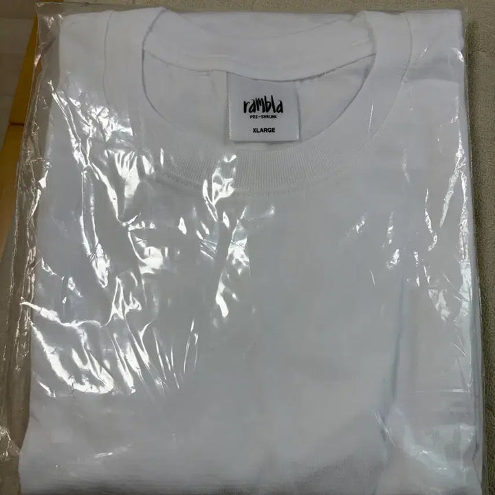 [SOLD OUT] 람블라 레이어드 티 XL 미개봉팝니다ㅏ