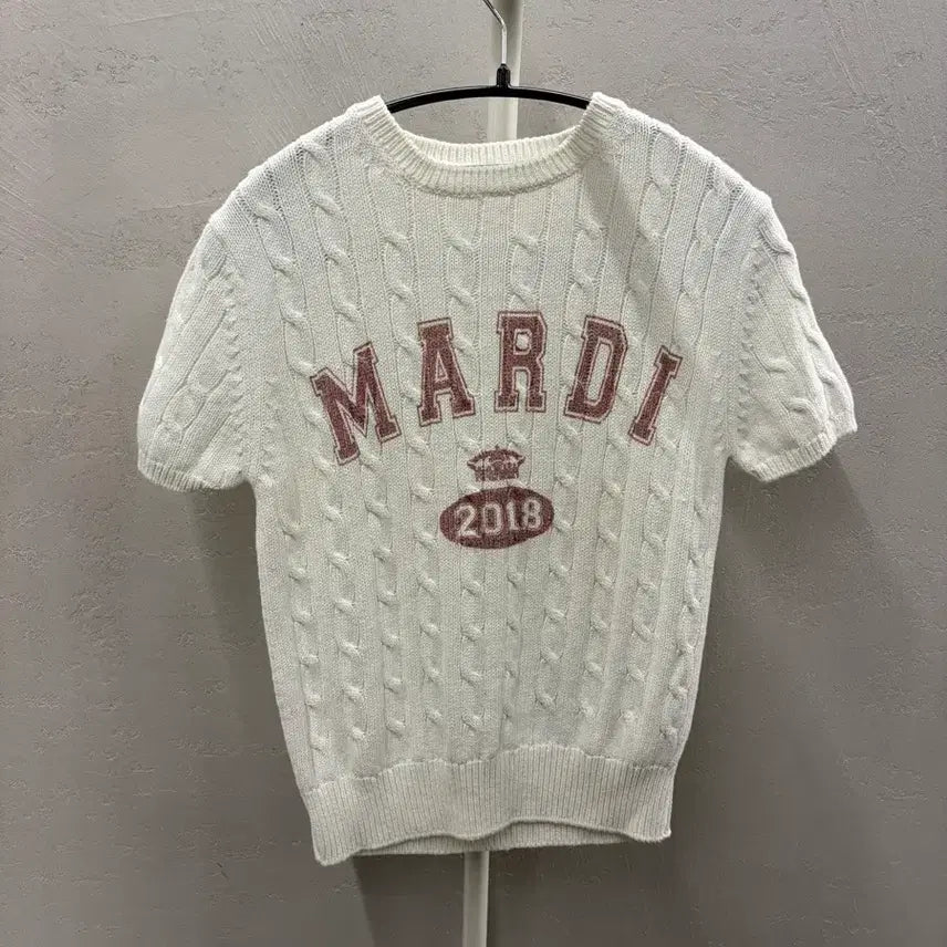 [BUNJANG] Mardi Mercredi Cable Knit Short Sleeve Ivory Top / 마르디 메크르디 케이블 니트 반팔 아이보리 FREE