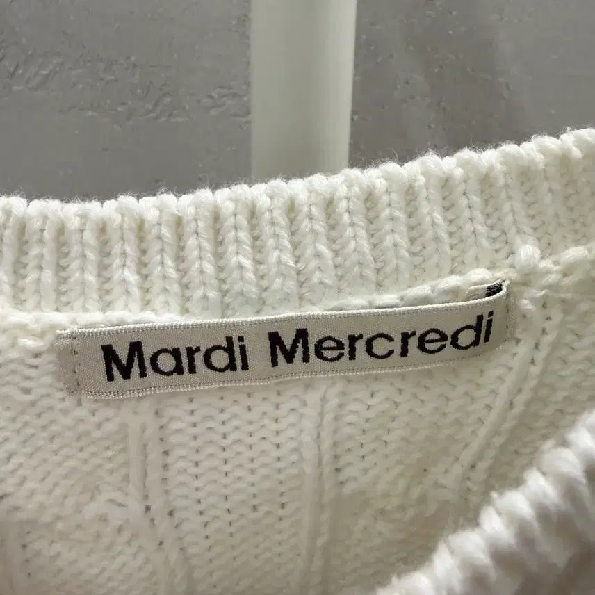 [BUNJANG] Mardi Mercredi Cable Knit Short Sleeve Ivory Top / 마르디 메크르디 케이블 니트 반팔 아이보리 FREE