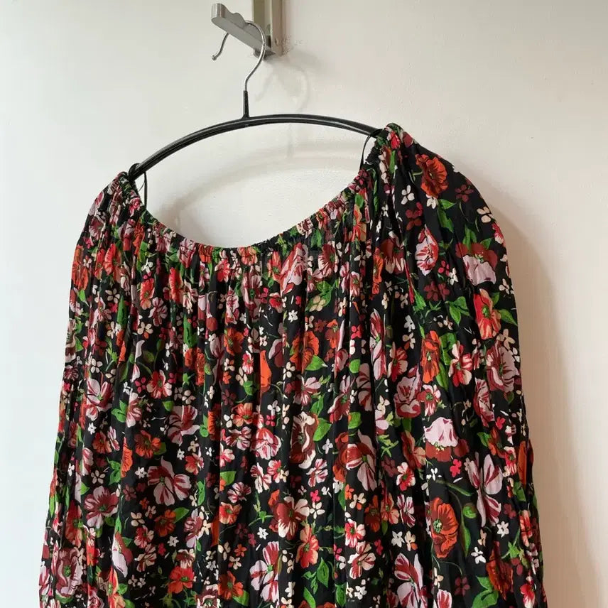 [BUNJANG] ZARA Flower Blouse (Size S) / 자라 플라워 블라우스 S