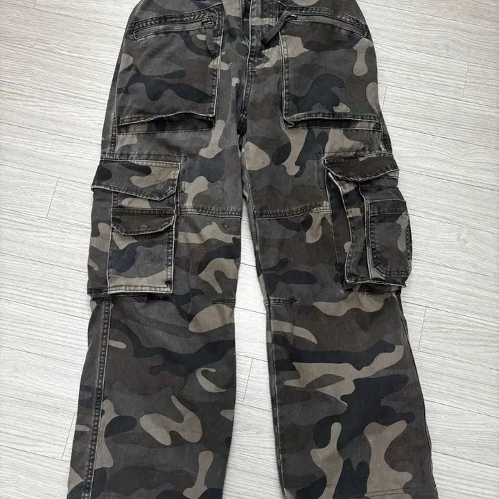 [BUNJANG] Camo Multi-Pocket Washed Military Cotton Pants Brown XS / 카모 멀티포켓 워싱 밀리터리 코튼 팬츠 브라운 XS