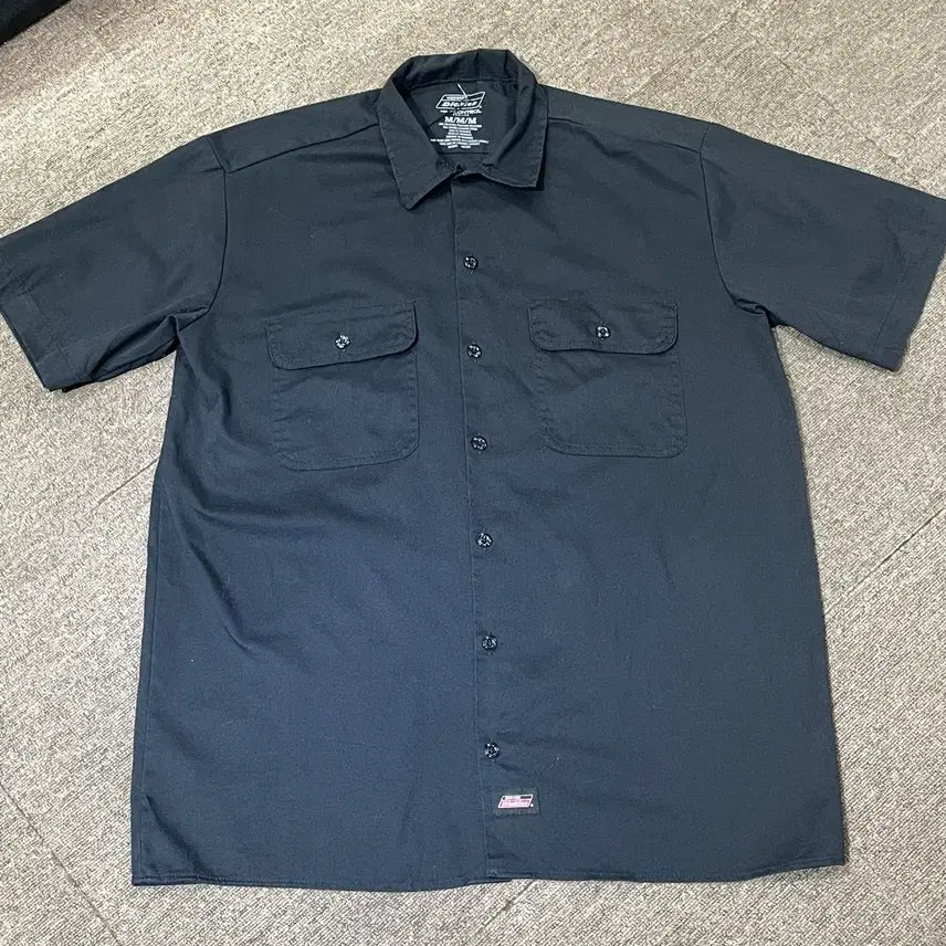 [BUNJANG] Dickies Work Shirt (Black) - Short Sleeve (M) / (M) Dickies 디키즈 반팔 워크 셔츠 블랙
