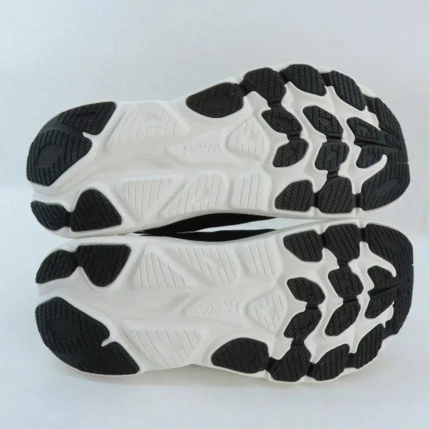 [SOLD OUT] HOKA 호카 클리프톤 10 블랙 골드 270