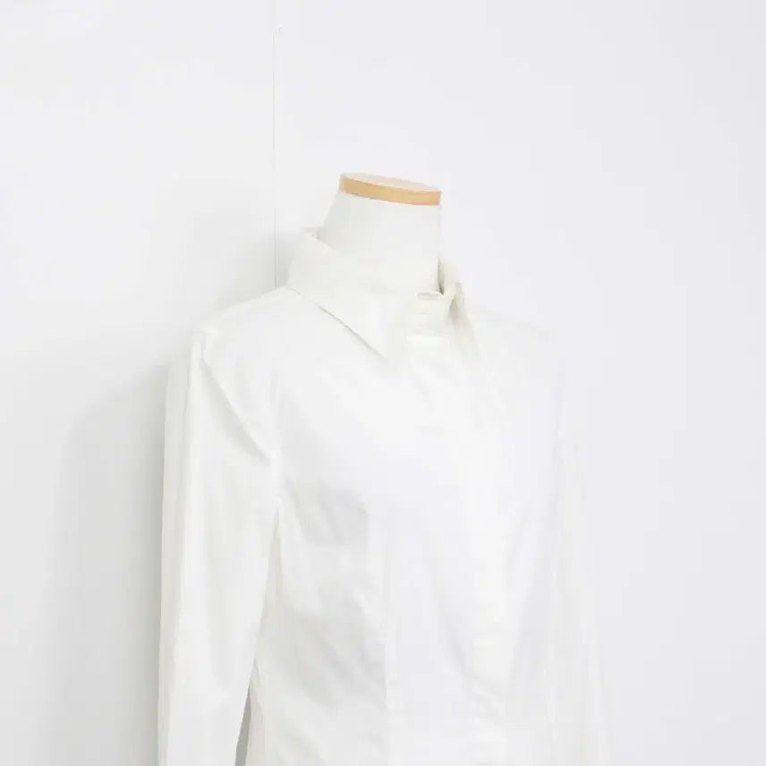 [SOLD OUT] [정품] 아르마니 진 여성 블라우스 셔츠 화이트 38 정인샵