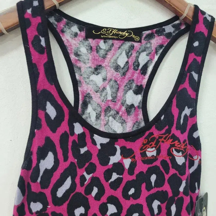 [SOLD OUT] 새상품) 레오파드 나시 슬리브리스