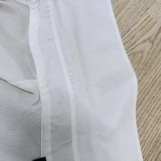 [BUNJANG] Jill Stuart New York Ivory Sheer Blouse / 2023 SS시즌 질스튜어트뉴욕 셔츠 블라우스