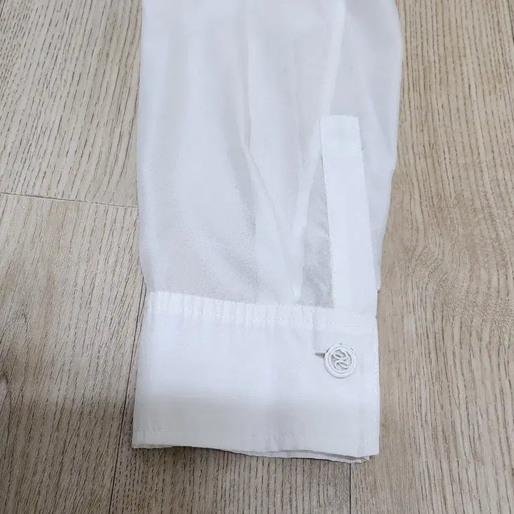 [BUNJANG] Jill Stuart New York Ivory Sheer Blouse / 2023 SS시즌 질스튜어트뉴욕 셔츠 블라우스
