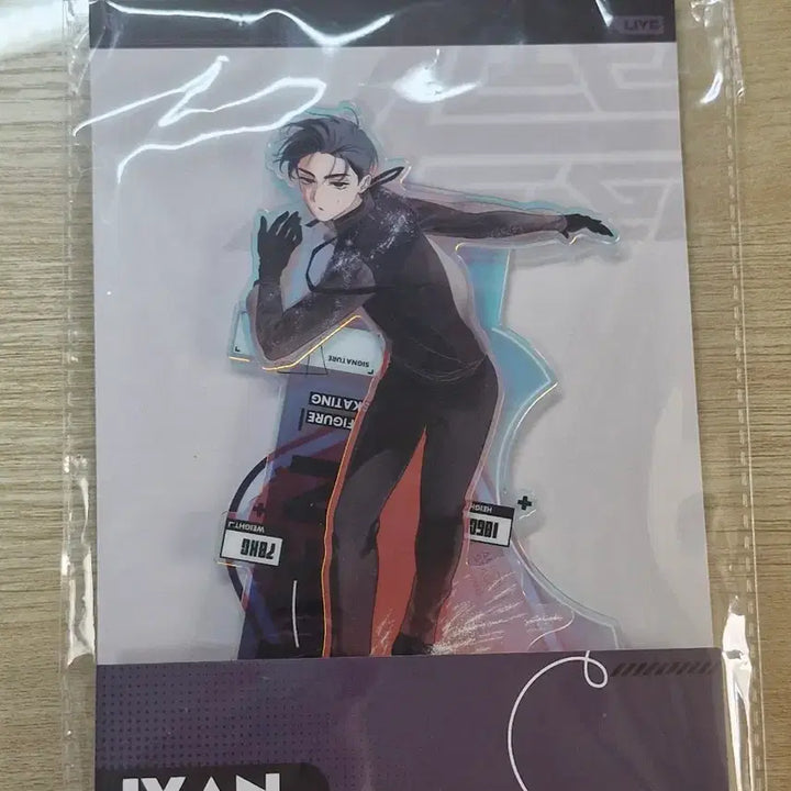 [SOLD OUT] 에이스테 에일리언 스테이지 이반 스포츠 아크릴 스텐드