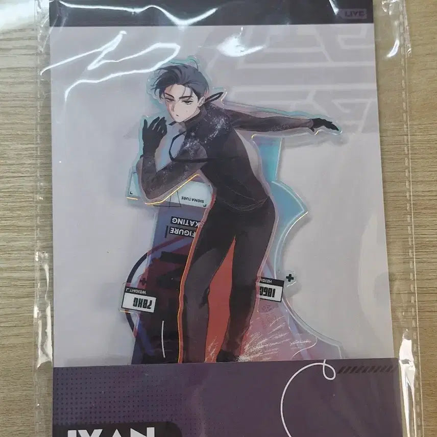 [SOLD OUT] 에이스테 에일리언 스테이지 이반 스포츠 아크릴 스텐드