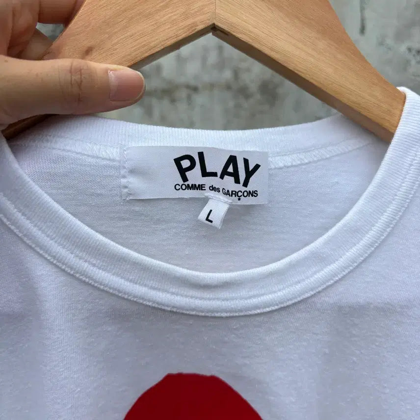 [BUNJANG] Comme des Garcons Double Heart Dot Short Sleeve T-shirt / Comme des Garcons 꼼데가르송 더블 하트 도트 반팔 티셔츠