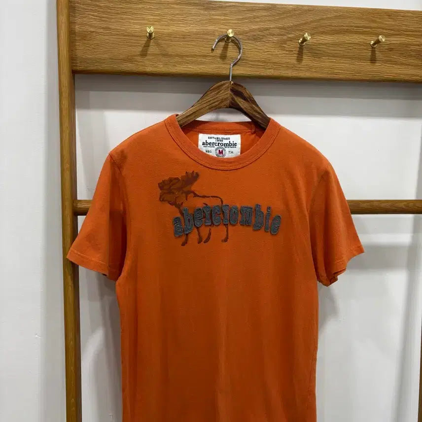 [BUNJANG] Abercrombie Lettering Short Sleeve T-shirt / Abercrombie 레터링 반팔티s