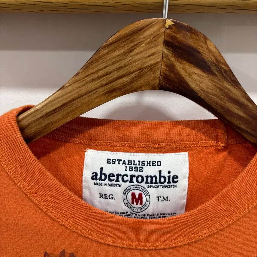 [BUNJANG] Abercrombie Lettering Short Sleeve T-shirt / Abercrombie 레터링 반팔티s