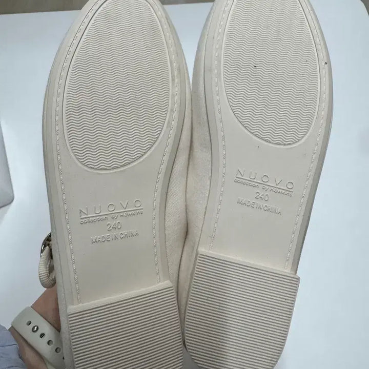 [SOLD OUT] 누오보 아이보리 메리제인 슈즈