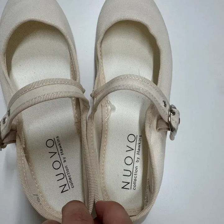 [SOLD OUT] 누오보 아이보리 메리제인 슈즈
