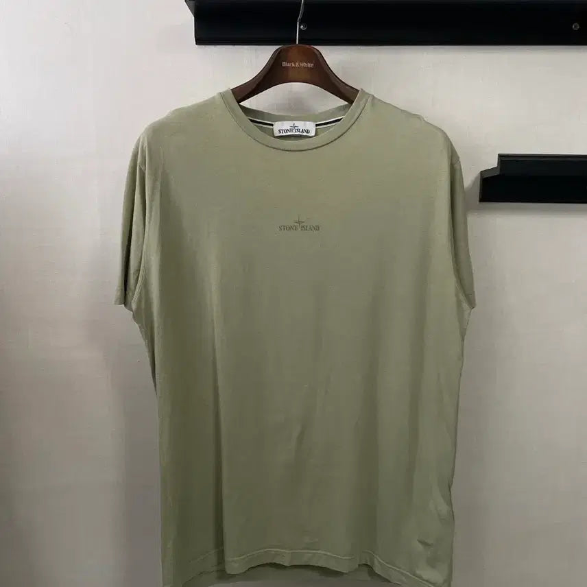 [SOLD OUT] 스톤아일랜드 반팔 티셔츠 카키 L