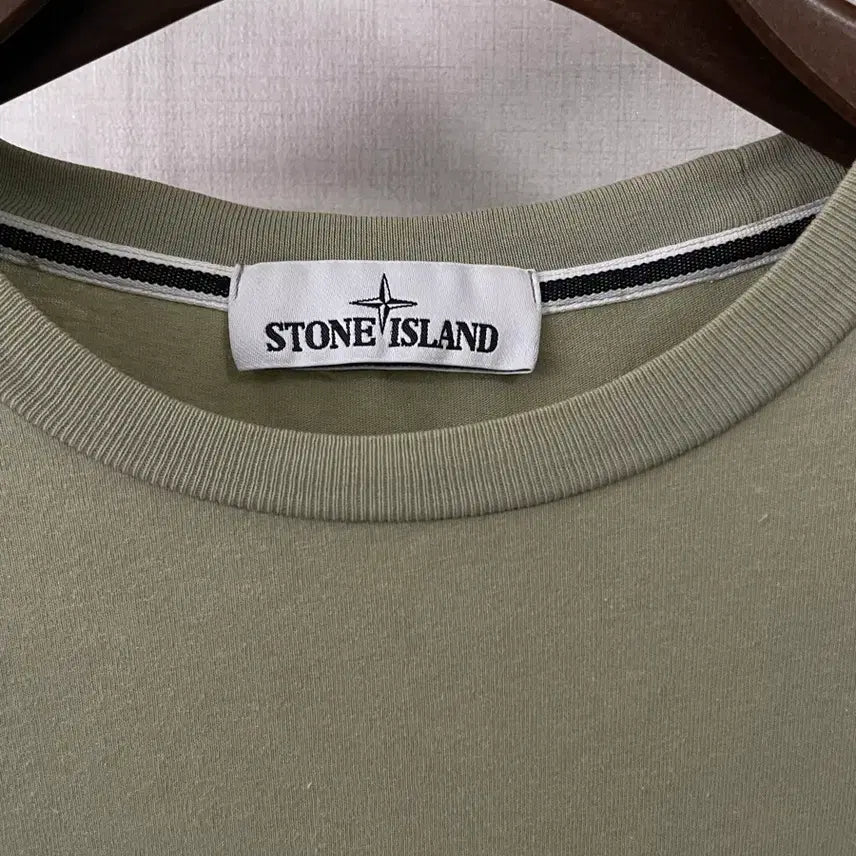 [SOLD OUT] 스톤아일랜드 반팔 티셔츠 카키 L
