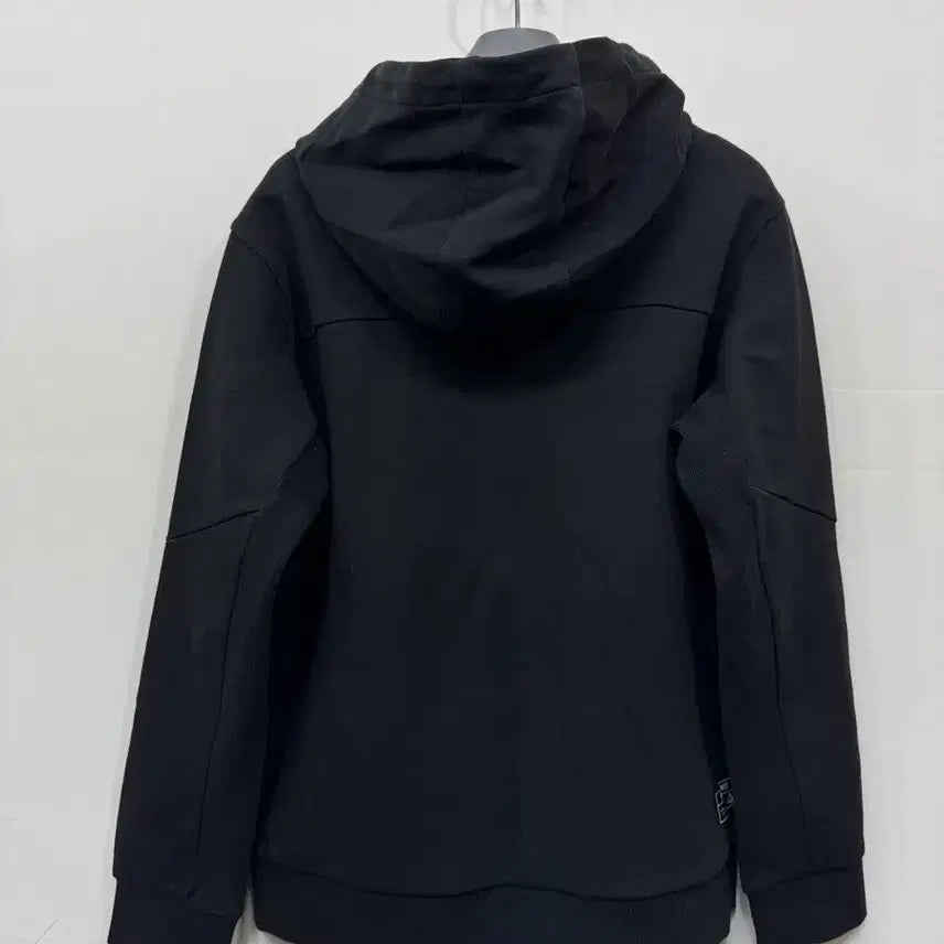 [SOLD OUT] 90) 데상트 후드티