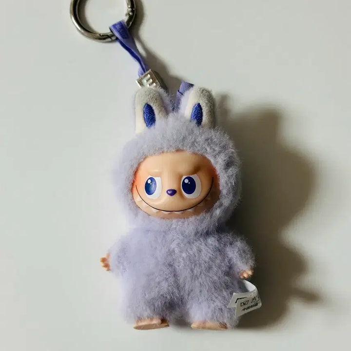 [BUNJANG] Popmart Labubu Lavender Alphabet E Keyring / 팝마트 라부부 키링 라벤더 알파벳 E