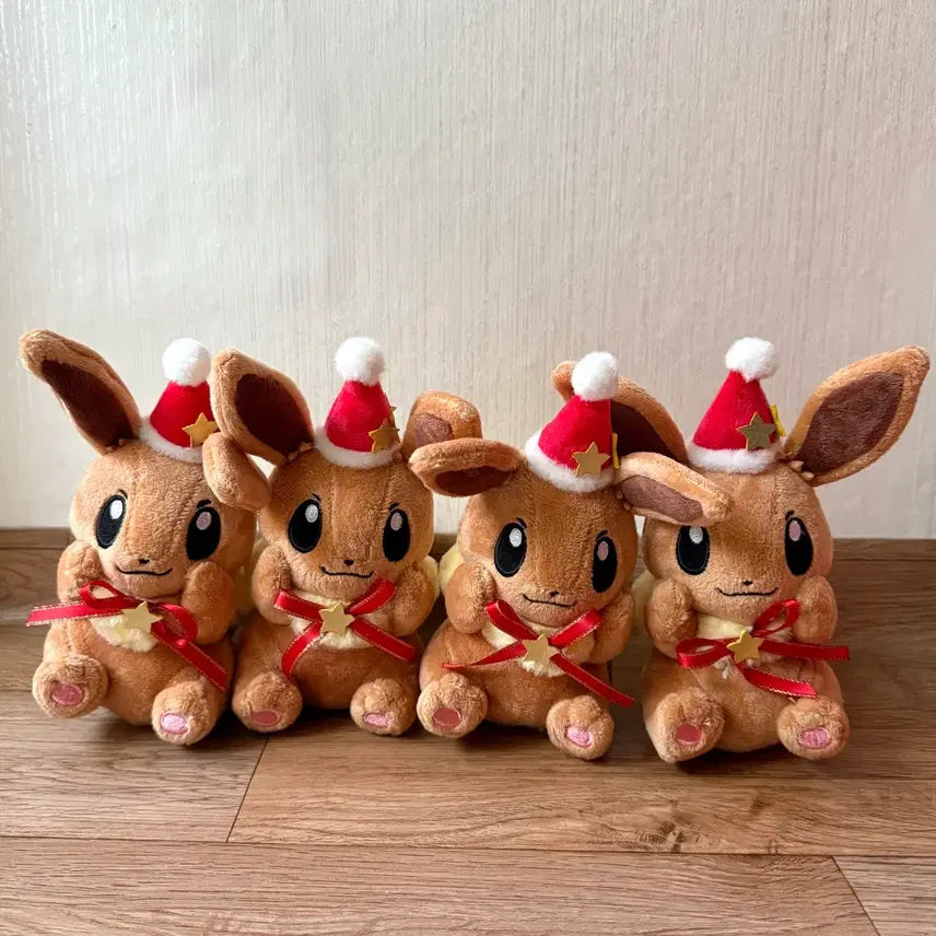 [BUNJANG] Pokemon Winter Carnival Eevee Christmas Plush Keychain / 포켓몬 윈터카니발 이브이 크리스마스 인형 키링 가방걸이