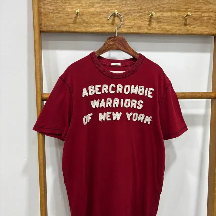 [SOLD OUT] Abercrombie 레터링 반팔티 Xl