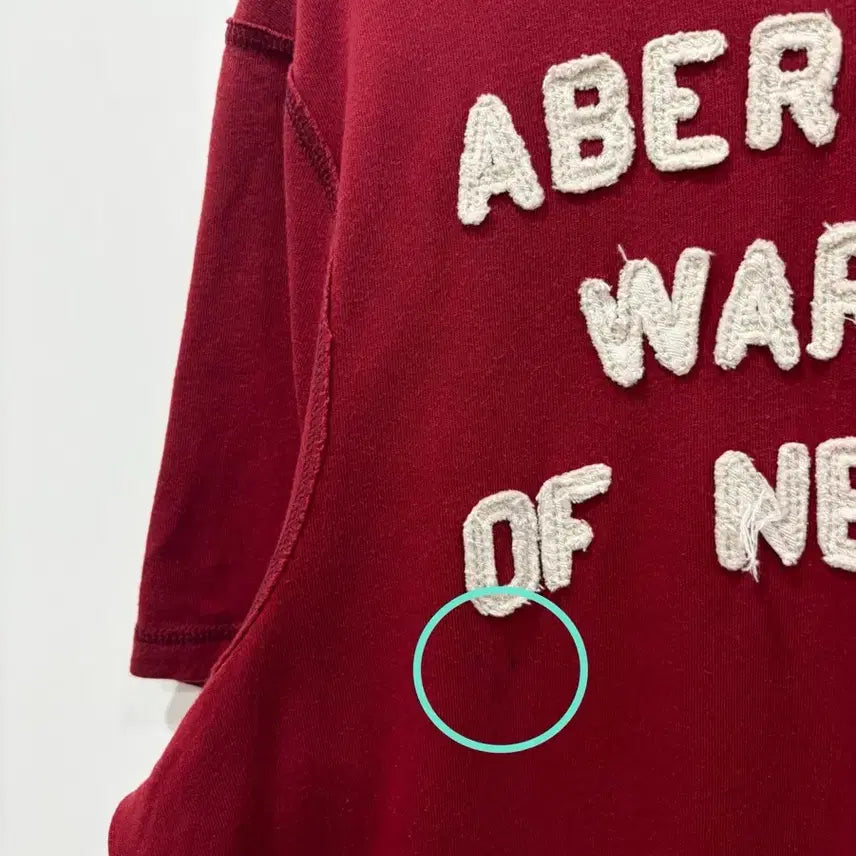 [SOLD OUT] Abercrombie 레터링 반팔티 Xl
