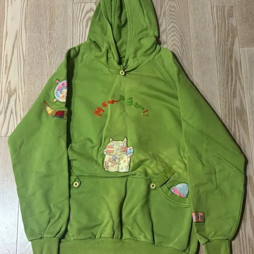 [BUNJANG] Mori Patch Cat Hoodie / 모리 패치 고양이 후드티