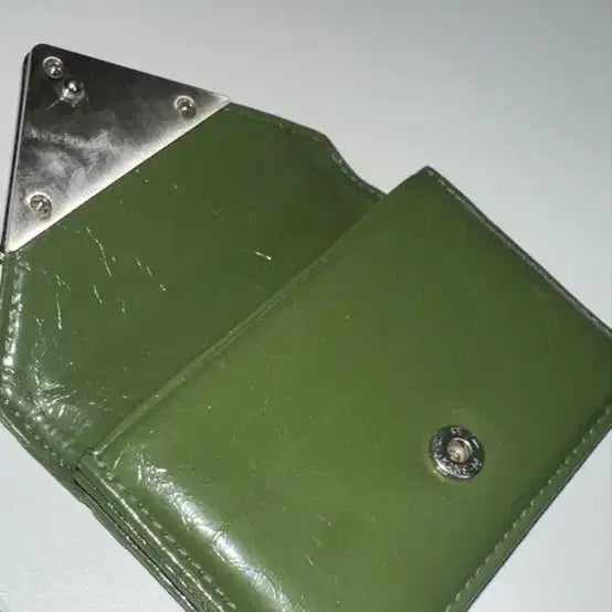 [BUNJANG] Fennec Crinkle Triangle Card Wallet Olive / 페넥 크링클 트라이앵글 카드지갑 올리브