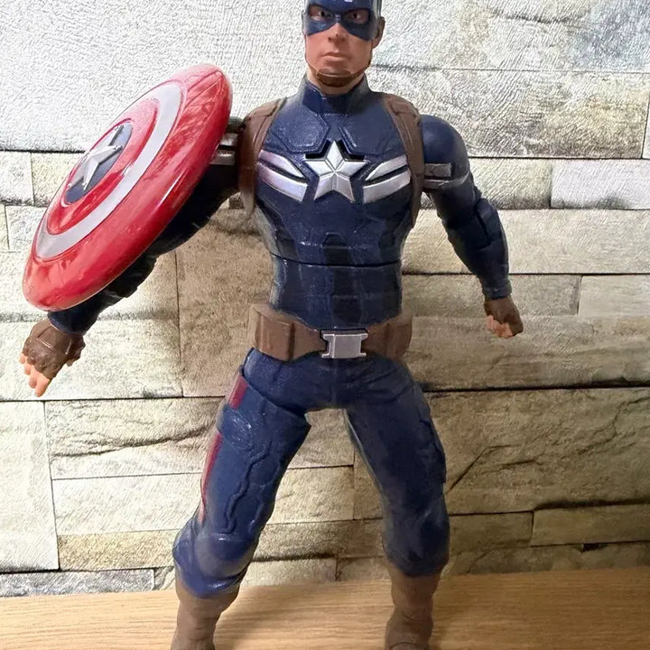 [BUNJANG] Marvel Captain America Vintage Figure / 새상품 빈티지 어벤져스 마블 캡틴 아메리카 대형 피규어
