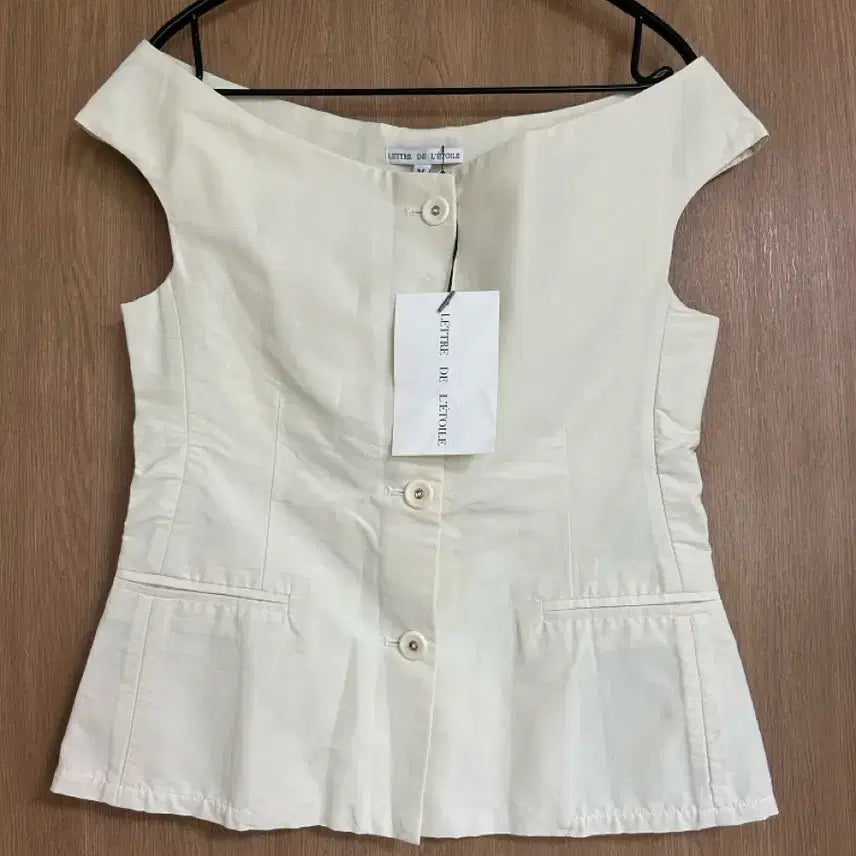[BUNJANG] 레트효 드 에뚜왈 Off-Shoulder Blouse / 레트효 드 에뚜왈 블라우스