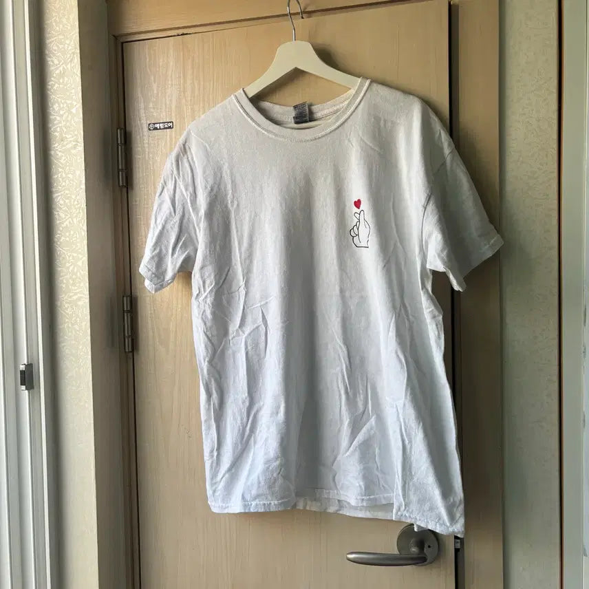 [SOLD OUT] 하트 반팔 티셔츠