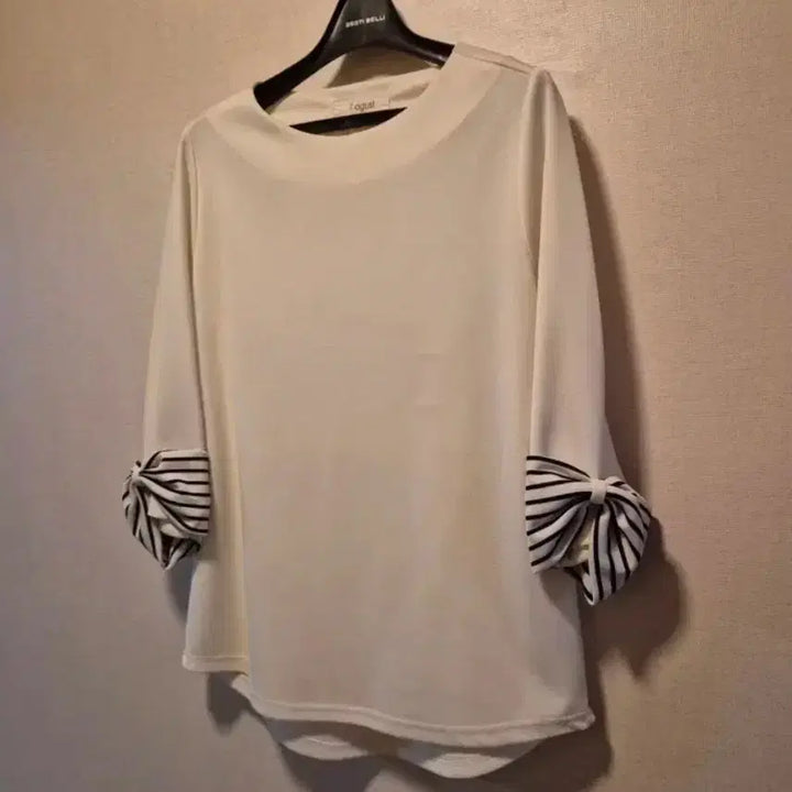 [BUNJANG] White Ribbon 3/4 Sleeve Blouse / 화이트 리본 7부소매 블라우스