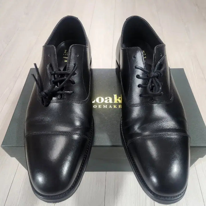 [SOLD OUT] 로크 알드위치 구두(새상품급) 사이즈 285 판매합니다.
