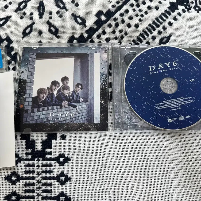 [BUNJANG] DAY6 Stop The Rain Japanese Album (First Press) / 데이식스 스탑더레인 스더레 초회 한정반 일본 앨범