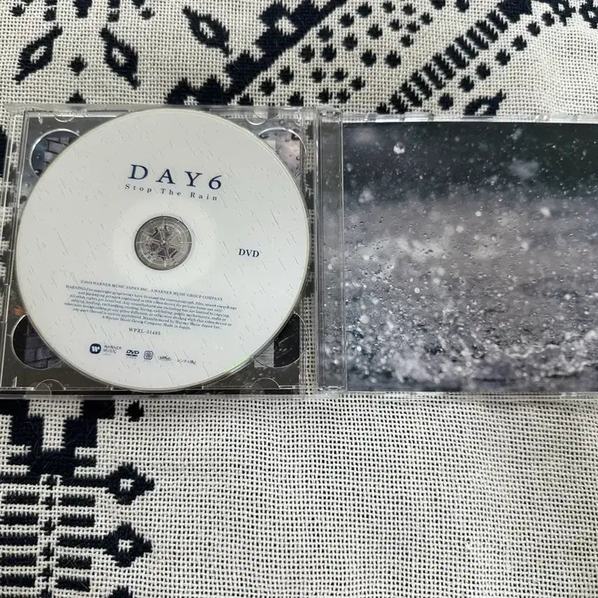 [BUNJANG] DAY6 Stop The Rain Japanese Album (First Press) / 데이식스 스탑더레인 스더레 초회 한정반 일본 앨범