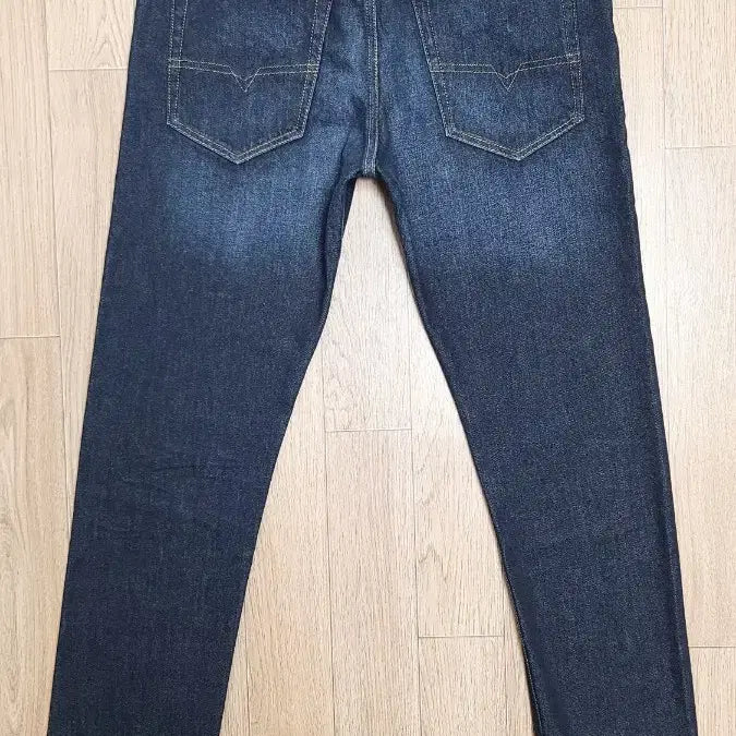 [BUNJANG] Diesel D-LUSTER Tapered Jeans / 정품 디젤 D-LUSTER 테이퍼드진 청바지 33
