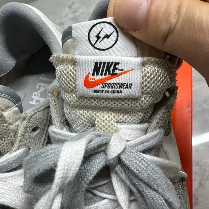 [BUNJANG] Nike x Sacai x Fragment LDWaffle Sneakers / 나이키 사카이 프라그먼트 LD와플 275