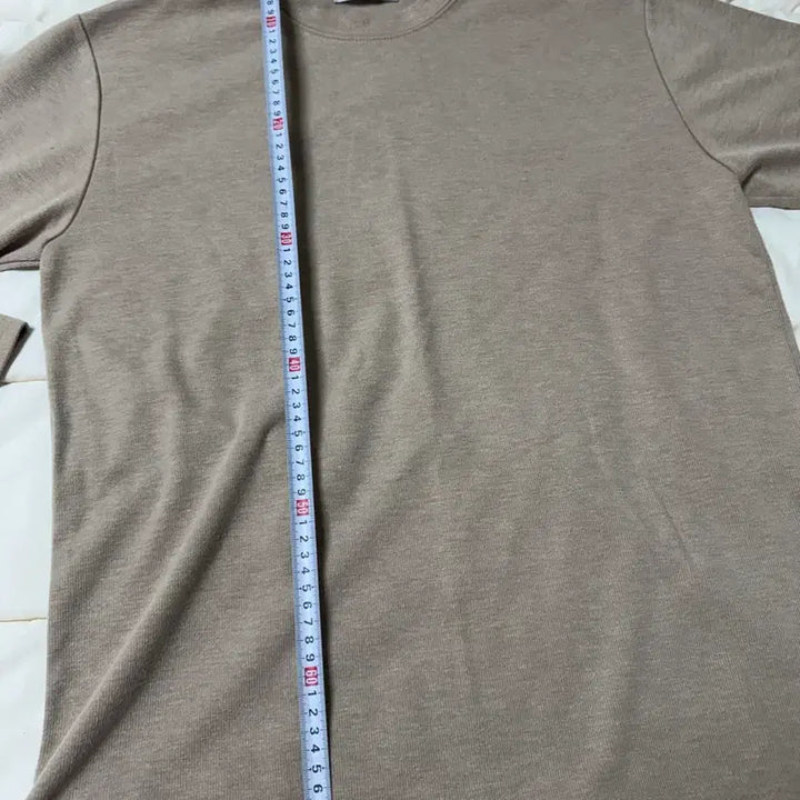 [BUNJANG] W&amp;P HOUSE Beige Round Neck Knit Sweater / W&amp;P HOUSE 베이지 라운드넥 니트 100